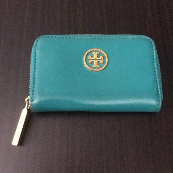 tory burch change purse